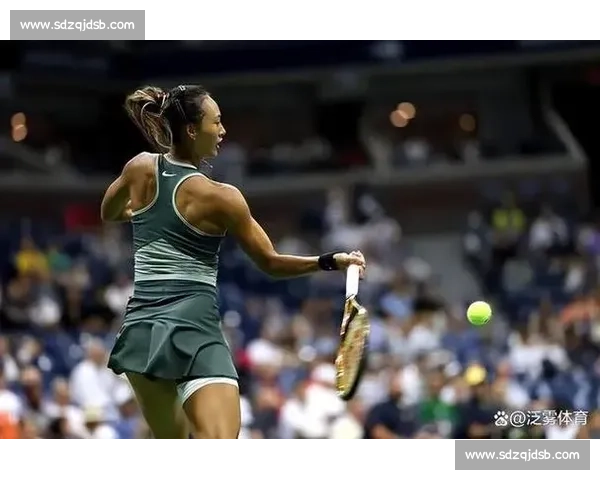 温网冲刺：德约冲击费德勒纪录，郑钦文携手纳达尔教练破茧